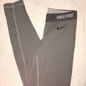 NWOT Grey Nike Pro Leggings